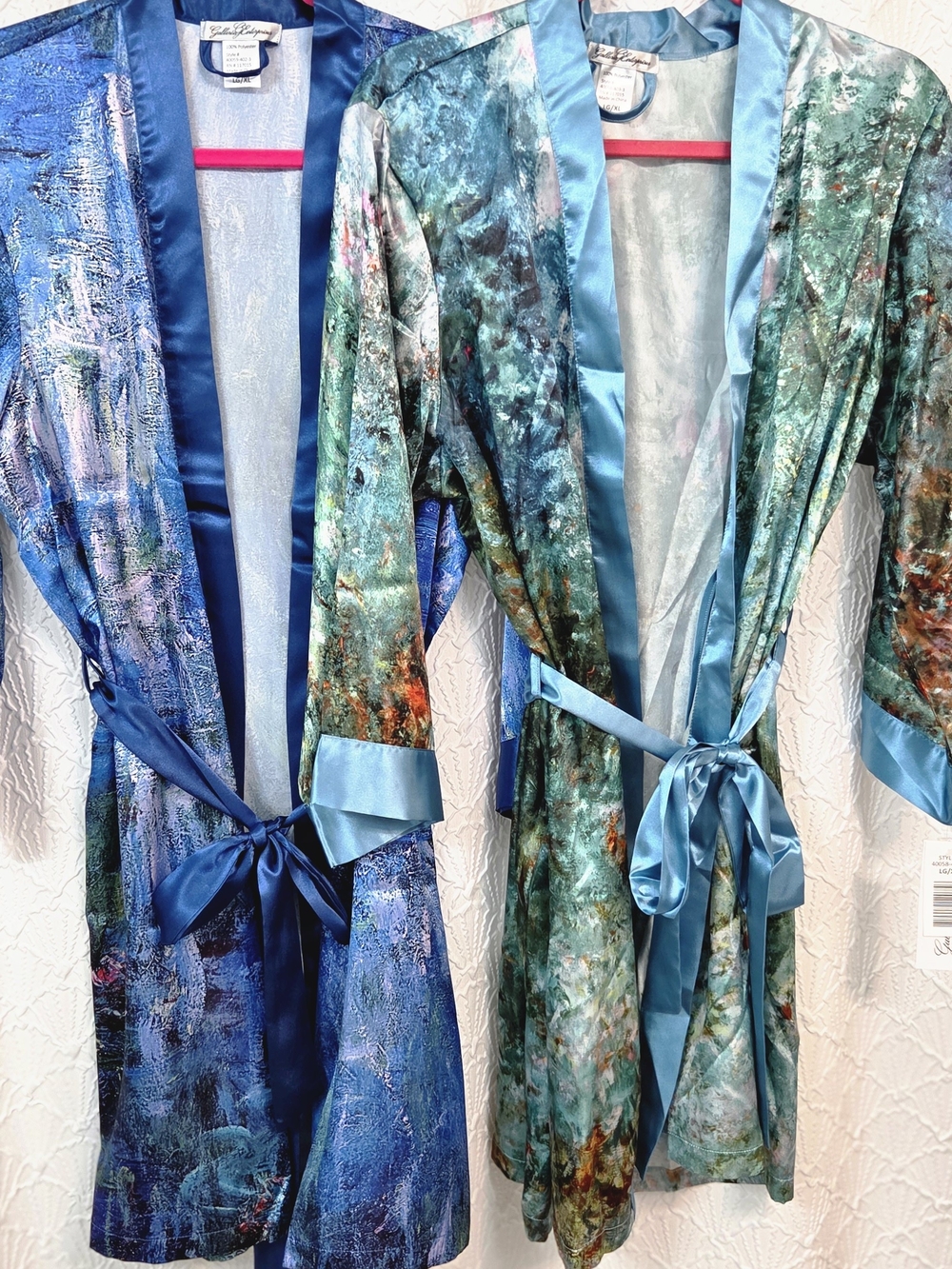 Galleria Enterprises, Inc. Satin-Trim Printed Robe in Blue and Teal